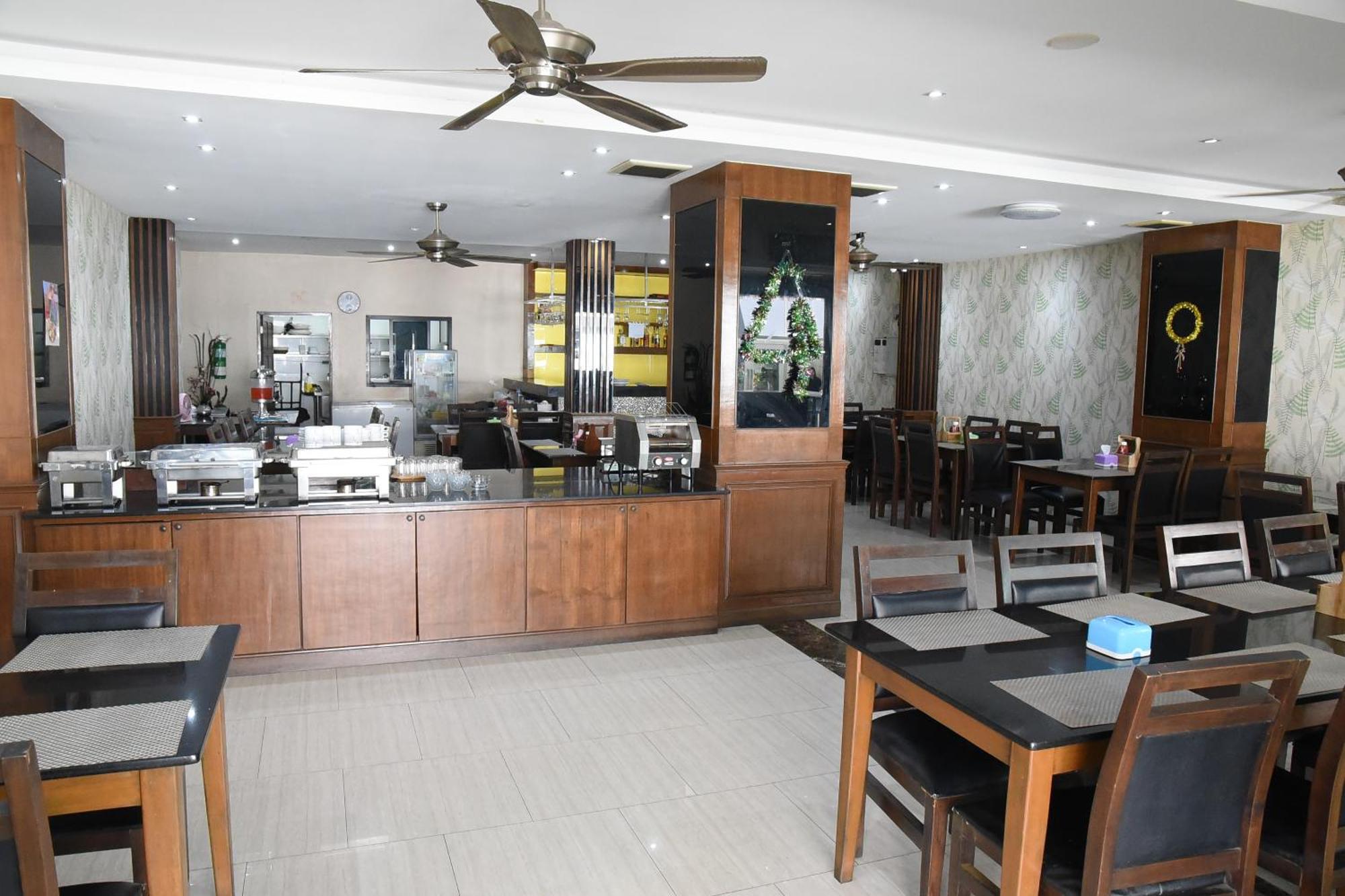 The Base Inn Pattaya Esterno foto