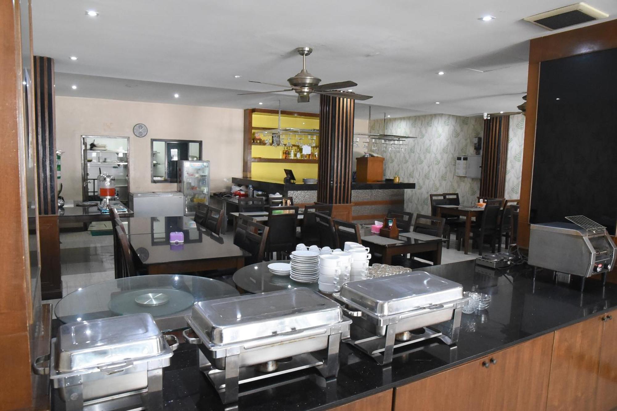 The Base Inn Pattaya Esterno foto