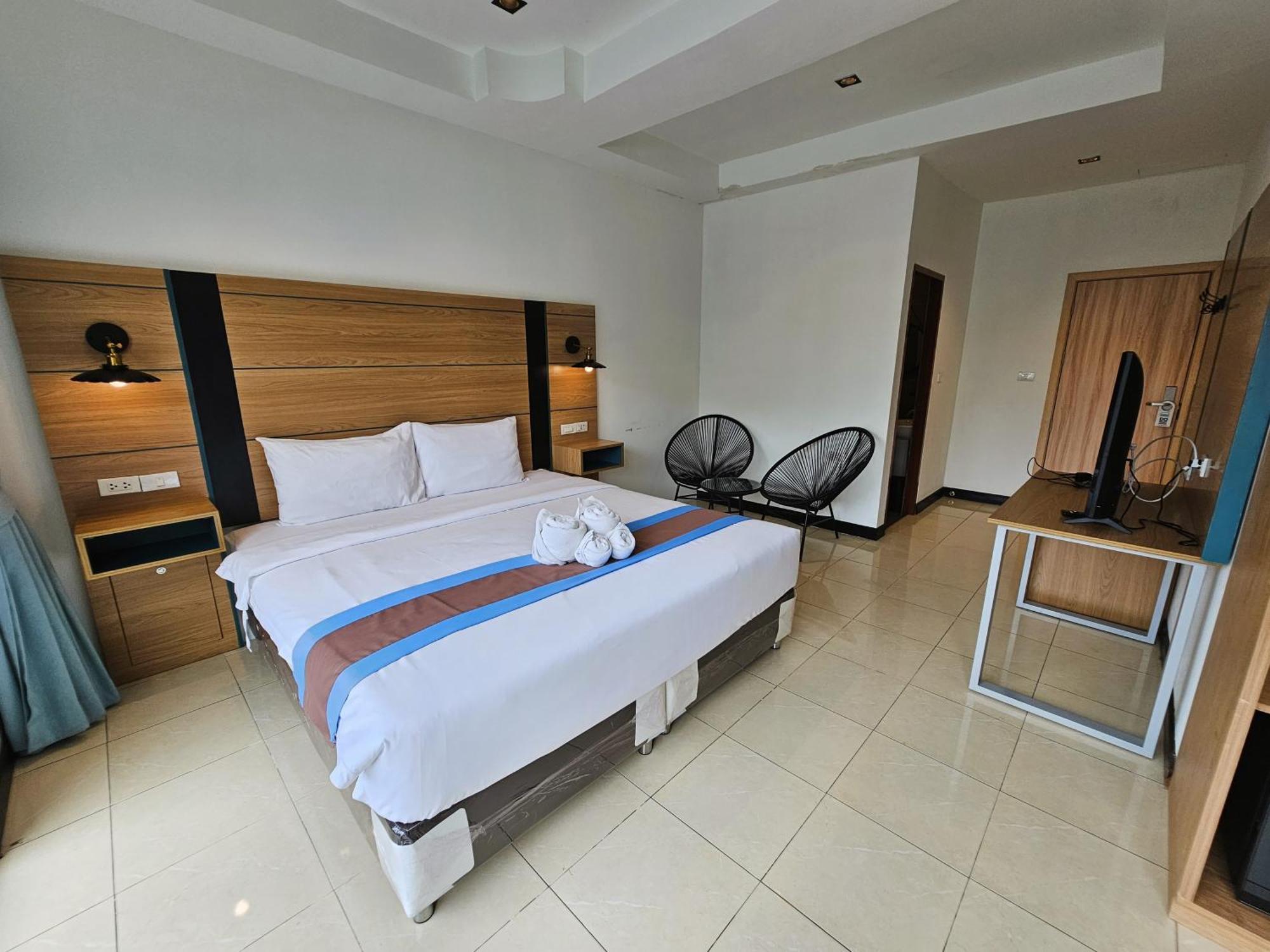 The Base Inn Pattaya Esterno foto